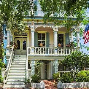 3* Couette-café Catherine Ward House